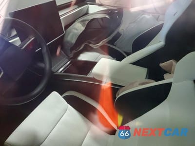Zdjęcie 8 z 13 samochodu: 2024 TESLA MODEL S VIN:5YJSA1E69RF546173 - miniatura