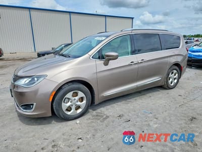 2017 CHRYSLER PACIFICA TOURING L PLUS 2C4RC1EG3HR763626 - główne zdjęcie licytacji z USA - miniatura