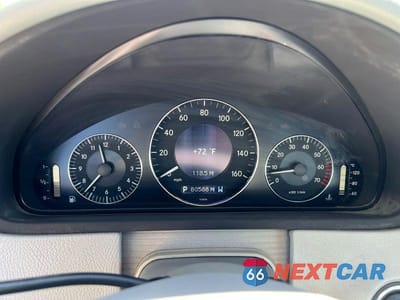 Zdjęcie 8 z 10 samochodu: 2003 MERCEDES-BENZ CLK 500 VIN:WDBTJ75J93F056586 - miniatura