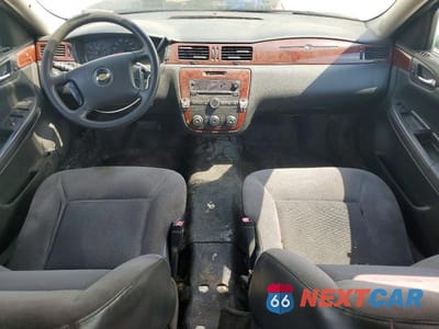 Zdjęcie 8 z 12 samochodu: 2006 CHEVROLET IMPALA POLICE VIN:2G1WS551569427510 - miniatura