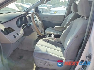 Zdjęcie 7 z 13 samochodu: 2012 TOYOTA SIENNA LE VIN:5TDKK3DC5CS249663 - miniatura