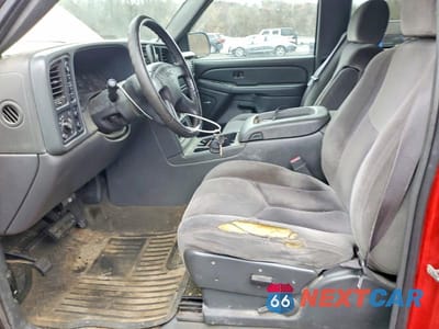 Zdjęcie 7 z 11 samochodu: 2005 GMC NEW SIERRA K1500 VIN:1GTEK19B15E241277 - miniatura