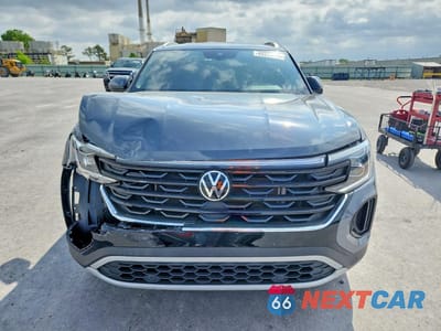 Piąte zdjęcie samochodu w środku: 2024 VOLKSWAGEN ATLAS CROSS SPORT SE VIN:1V2WE2CA6RC211483 - miniatura