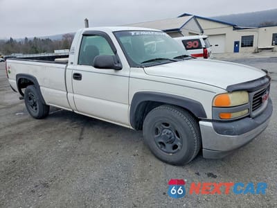 Czwarte zdjęcie samochodu z boku: 2001 GMC NEW SIERRA C1500 VIN:1GTEC14V01E900913 - miniatura