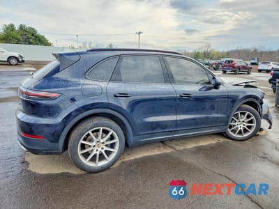 Trzecie zdjęcie samochodu z tyłu: 2019 PORSCHE CAYENNE VIN:WP1AA2AY1KDA17627 - miniatura