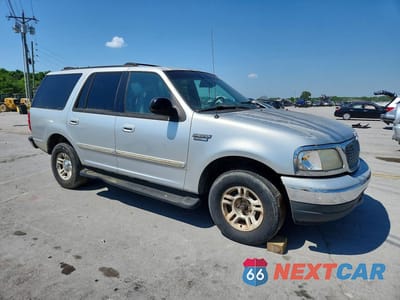Czwarte zdjęcie samochodu z boku: 1999 FORD EXPEDITION VIN:1FMRU17L3XLA76365 - miniatura