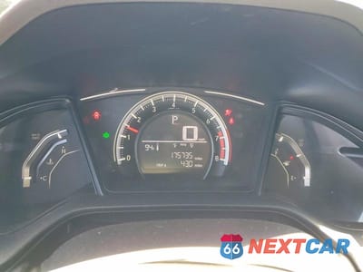 Zdjęcie 9 z 12 samochodu: 2017 HONDA CIVIC LX VIN:2HGFC2F56HH562977 - miniatura