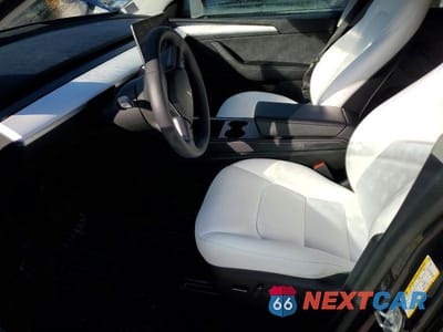 Zdjęcie 7 z 12 samochodu: 2024 TESLA MODEL Y VIN:7SAYGDEE1RA308805 - miniatura