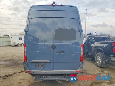 Zdjęcie 6 z 12 samochodu: 2019 MERCEDES BENZ SPRINTER 2500 DELIVERY VAN VIN:WD4PF0CD3KT003932 - miniatura