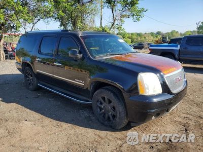 Czwarte zdjęcie samochodu z boku: 2010 GMC YUKON XL DENALI VIN:1GKUKMEF6AR201189 - miniatura