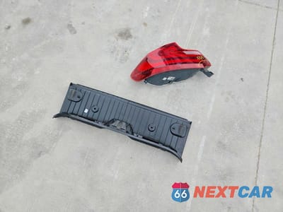 Zdjęcie 12 z 12 samochodu: 2014 BMW 228 I VIN:WBA1F5C50EV246237 - miniatura