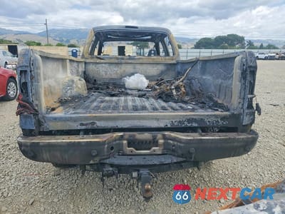 Zdjęcie 6 z 12 samochodu: 2005 FORD F250 SUPER DUTY VIN:1FTSW21P45EC80563 - miniatura