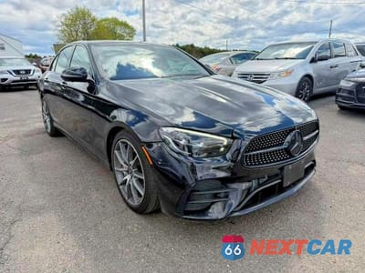 Czwarte zdjęcie samochodu z boku: 2022 MERCEDES-BENZ E 350 4MATIC VIN:W1KZF8EB3NB020775 - miniatura