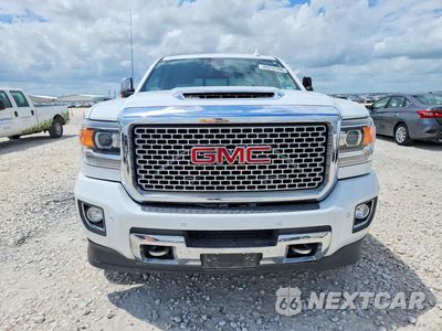 Piąte zdjęcie samochodu w środku: 2017 GMC SIERRA2500 VIN:1GT12UEY9HF208763 - miniatura