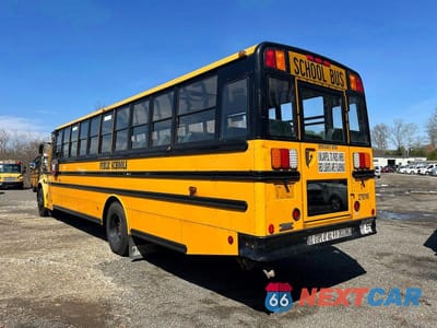 Trzecie zdjęcie samochodu z tyłu: 2016 FREIGHTLINER CHASSIS B2B VIN:4UZABRDU1GCGT0391 - miniatura