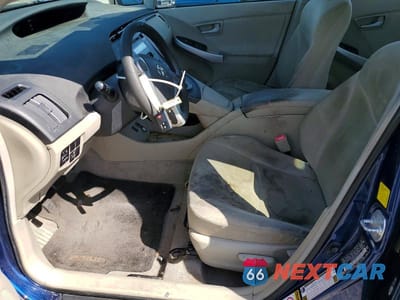 Zdjęcie 7 z 12 samochodu: 2011 TOYOTA PRIUS TWO VIN:JTDKN3DU3B0265412 - miniatura