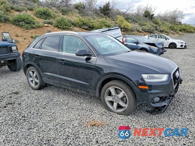 Czwarte zdjęcie samochodu z boku: 2015 AUDI Q3 PREMIUM PLUS VIN:WA1EFCFS7FR007430 - miniatura