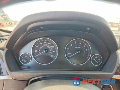 Zdjęcie 9 z 12 samochodu: 2015 BMW 335 I VIN:WBA3A9C51FF686624 - miniatura