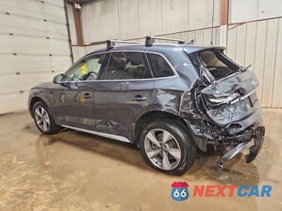 Drugie zdjęcie samochodu z przodu: 2023 AUDI Q5 PREMIUM 40 VIN:WA1ABAFY8P2170777 - miniatura
