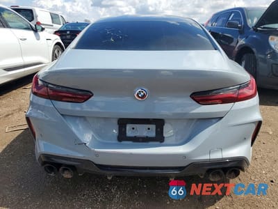 Zdjęcie 6 z 12 samochodu: 2023 BMW M8 VIN:WBSGV0C06PCL15706 - miniatura