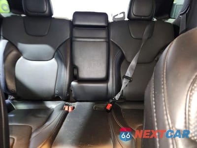 Zdjęcie 10 z 13 samochodu: 2019 JEEP CHEROKEE LIMITED VIN:1C4PJMDX2KD303478 - miniatura