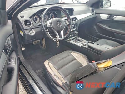 Zdjęcie 8 z 12 samochodu: 2014 MERCEDES-BENZ C 250 VIN:WDDGJ4HB9EG190264 - miniatura