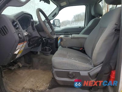 Zdjęcie 7 z 13 samochodu: 2015 FORD F450 SUPER DUTY BUCKET TRUCK VIN:1FDUF4GT9FEB05652 - miniatura