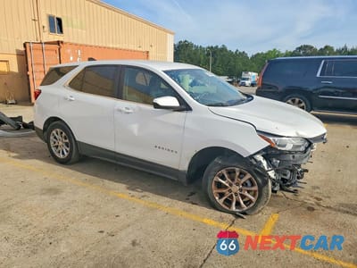 Czwarte zdjęcie samochodu z boku: 2021 CHEVROLET EQUINOX LT VIN:3GNAXKEV3MS128710 - miniatura