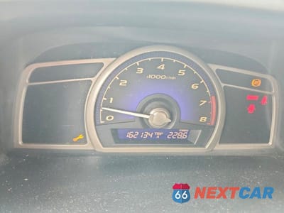 Zdjęcie 9 z 12 samochodu: 2008 HONDA CIVIC LX VIN:2HGFA15558H513576 - miniatura