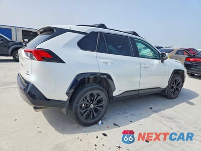 Trzecie zdjęcie samochodu z tyłu: 2023 TOYOTA RAV4 SE VIN:4T3T6RFV2PU140074 - miniatura