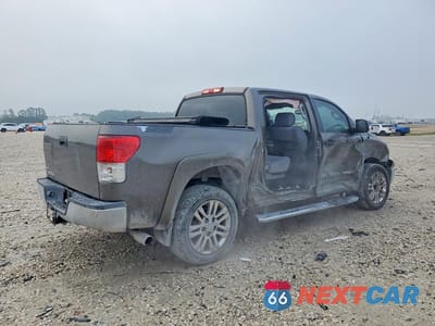 Trzecie zdjęcie samochodu z tyłu: 2013 TOYOTA TUNDRA CREWMAX SR5 VIN:5TFEM5F15DX055516 - miniatura