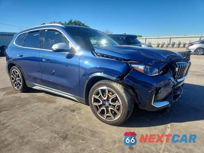 Czwarte zdjęcie samochodu z boku: 2024 BMW X1 XDRIVE28I VIN:WBX73EF0XR5Z26001 - miniatura