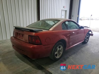 Trzecie zdjęcie samochodu z tyłu: 2002 FORD MUSTANG VIN:1FAFP40462F215940 - miniatura