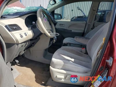 Zdjęcie 7 z 14 samochodu: 2012 TOYOTA SIENNA LE 8-PASSENGER VIN:5TDKK3DC6CS262339 - miniatura