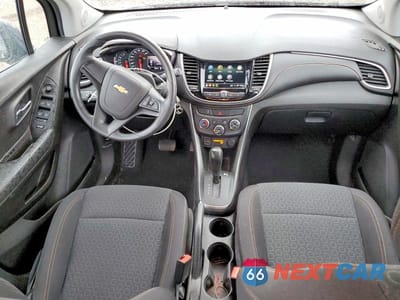 Zdjęcie 8 z 13 samochodu: 2019 CHEVROLET TRAX LS VIN:3GNCJNSB0KL181121 - miniatura