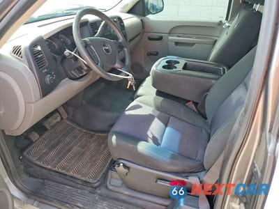 Zdjęcie 7 z 11 samochodu: 2012 GMC SIERRA C1500 VIN:1GTR1TEXXCZ351154 - miniatura