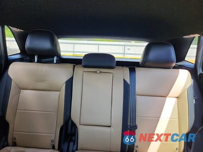 Zdjęcie 10 z 13 samochodu: 2022 VOLKSWAGEN ATLAS CROSS SPORT SE VIN:1V2WE2CA5NC210061 - miniatura