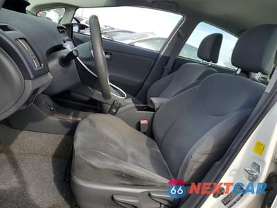 Zdjęcie 7 z 13 samochodu: 2010 TOYOTA PRIUS II VIN:JTDKN3DU6A5153222 - miniatura