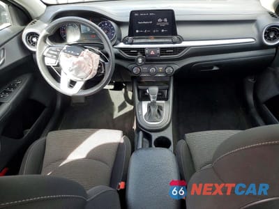 Zdjęcie 8 z 12 samochodu: 2023 KIA FORTE LXS VIN:3KPF24AD6PE662907 - miniatura