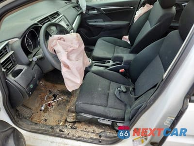 Zdjęcie 7 z 14 samochodu: 2018 HONDA FIT LX VIN:3HGGK5H4XJM735825 - miniatura