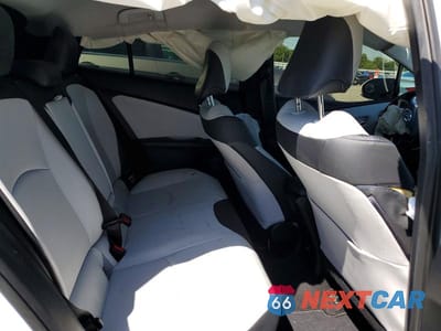 Zdjęcie 10 z 13 samochodu: 2016 TOYOTA PRIUS THREE TOURING VIN:JTDKARFU4G3518321 - miniatura