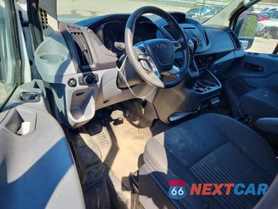 Zdjęcie 8 z 14 samochodu: 2015 FORD TRANSIT 250 DELIVERY VAN VIN:1FTNR1ZM0FKA45217 - miniatura
