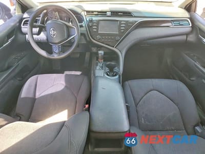 Zdjęcie 8 z 11 samochodu: 2018 TOYOTA CAMRY LE VIN:4T1B11HKXJU501453 - miniatura