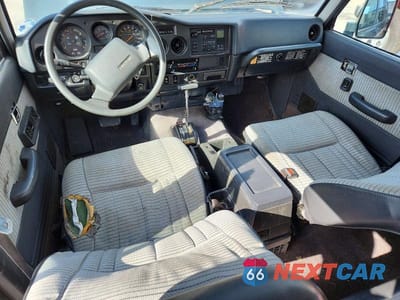 Zdjęcie 8 z 12 samochodu: 1988 TOYOTA LAND CRUISER BASE VIN:JT3FJ62G6J0086117 - miniatura