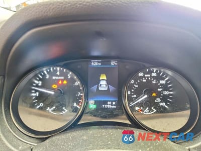 Zdjęcie 9 z 13 samochodu: 2019 NISSAN ROGUE SV VIN:JN8AT2MV7KW384845 - miniatura