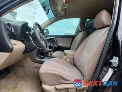 Zdjęcie 7 z 13 samochodu: 2006 TOYOTA RAV4 BASE VIN:JTMZD33V465020493 - miniatura