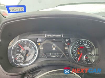 Zdjęcie 9 z 12 samochodu: 2022 RAM 1500 BIG HORN VIN:1C6SRFFT1NN312882 - miniatura