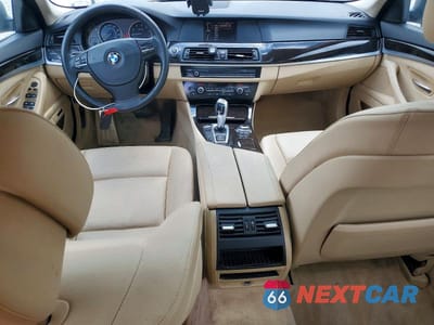 Zdjęcie 8 z 12 samochodu: 2013 BMW 528 XI VIN:WBAXH5C59DD106664 - miniatura