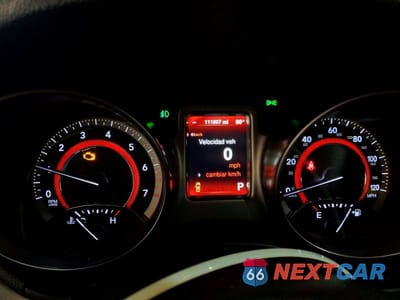 Zdjęcie 9 z 13 samochodu: 2015 DODGE JOURNEY CROSSROAD VIN:3C4PDDGG8FT619180 - miniatura