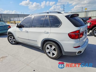 Drugie zdjęcie samochodu z przodu: 2013 BMW X5 XDRIVE35I VIN:5UXZV4C51D0E03287 - miniatura